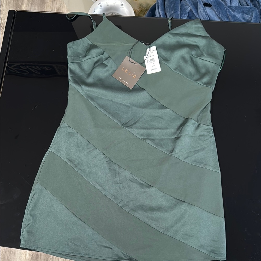 Le Lis Forest Green Mini Dress